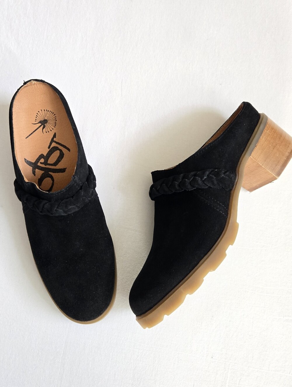 OTBT West Clogs Shoes Black Suede Leather Braid Detail Size 9